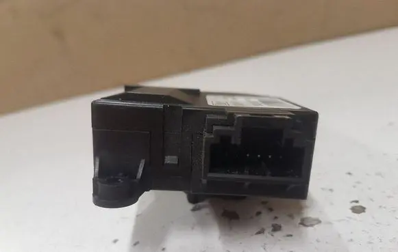 Citroen C6 Air flap motor/actuator 030997F 0202081B