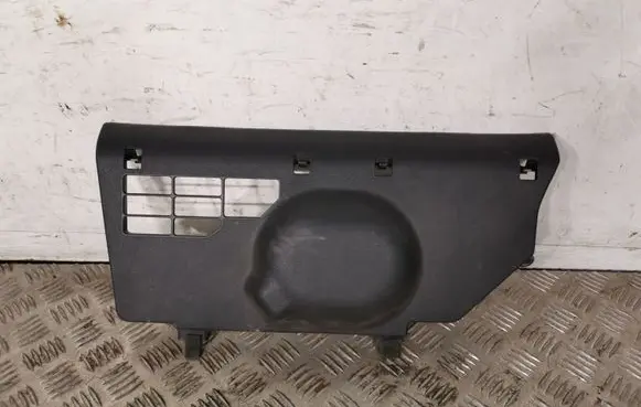 Hyundai Santa Fe Dashboard lower bottom trim panel 97285S2000
