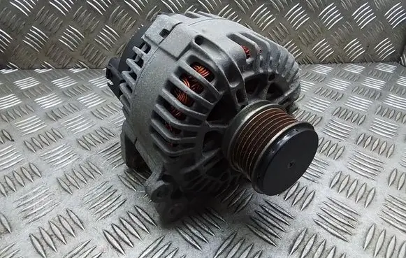 Volkswagen Caddy Generator/alternator 06F903023C TG14C011