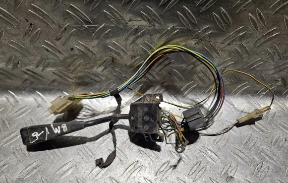 BMW 5 E28 Indicator stalk 4455