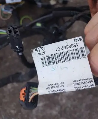 Peugeot 208 Fuse module 453666201