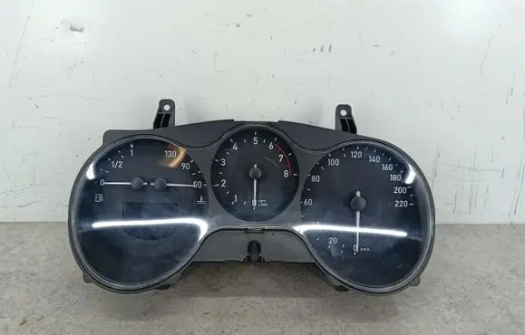 Seat Altea XL Speedometer (instrument cluster) 5P0920804A