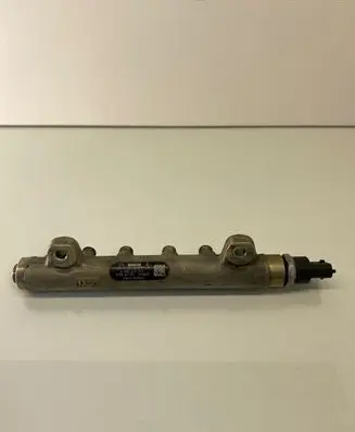 Renault Master II Fuel main line pipe 0445214042 8200347591