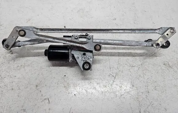 Porsche Macan (95B) Front wiper linkage and motor 95B955113A