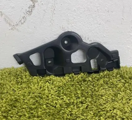 Renault Sandero II Rear bumper mounting bracket 850450798r