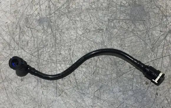 Ford Courier Clutch pipe/line DF7141421A DIN16982 DIN169828X1
