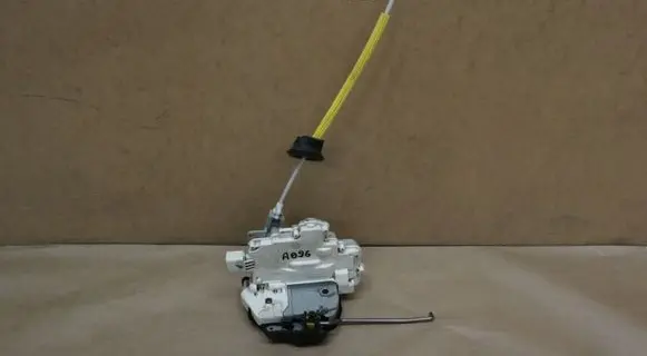 Audi A6 S6 C6 4F Front door lock 4F2837015