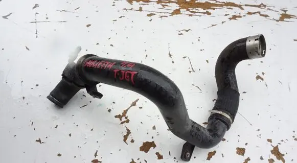 Intake resonator