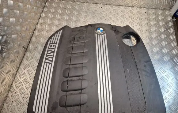 BMW 5 GT F07 Engine cover (trim) 7800575 13717800575