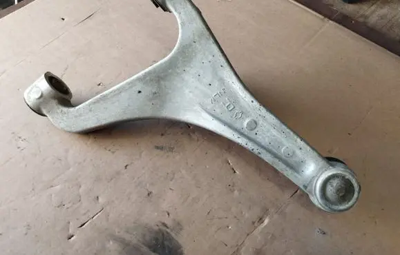 Infiniti G37 Rear upper control arm/wishbone