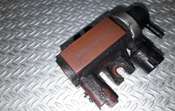 Volvo V50 Turbo solenoid valve 70096602