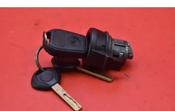 BMW 3 E36 Ignition lock 1094686