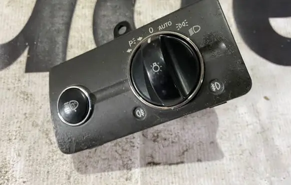 Mercedes-Benz E W211 Light switch A2115450404 2115450404