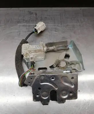 Jaguar X-Type Tailgate/trunk/boot lock/catch/latch F00P0K0212 2X4343102AA