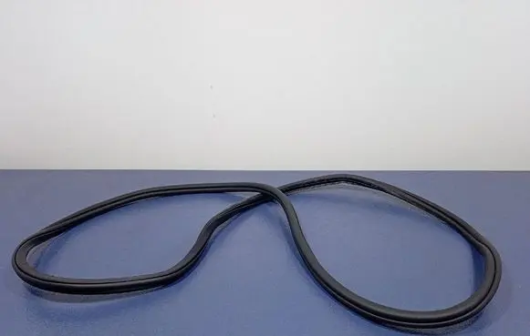 Volkswagen Golf Sportsvan Front door rubber seal 5Q4867912B