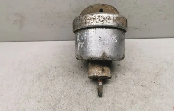 Opel Vectra B Gearbox mount 90437969