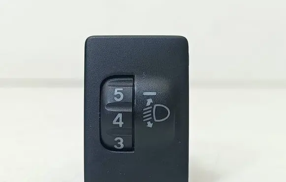 Toyota Prius+ (ZVW40) Headlight level height control switch 134159 1591