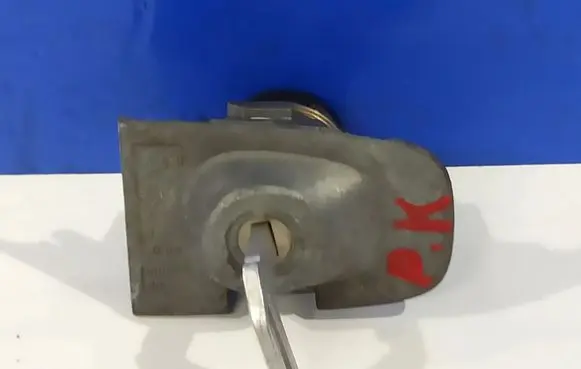Volvo S60 Coupe door lock (next to the handle) 31276333