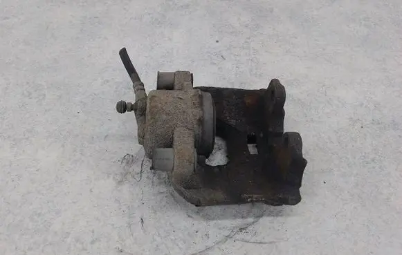 Volvo V60 Front brake caliper
