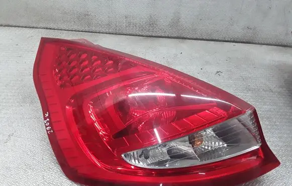 Ford Fiesta Rear/tail lights 8A6113405A