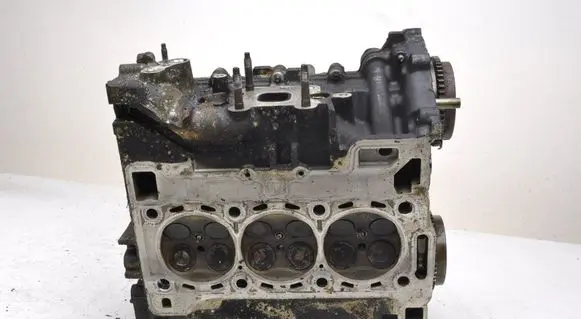 Ford Puma Engine head H6BG-6E262-AC