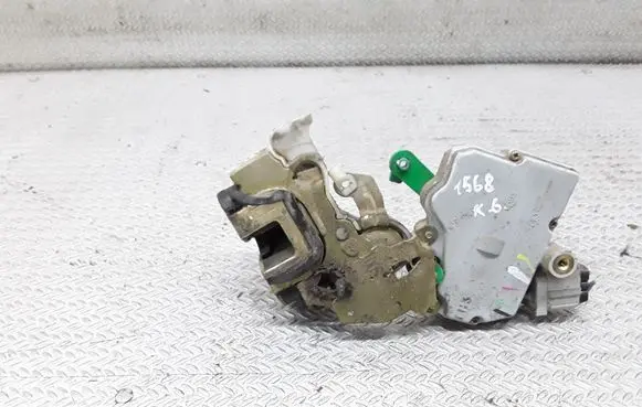 Nissan Terrano Rear door lock