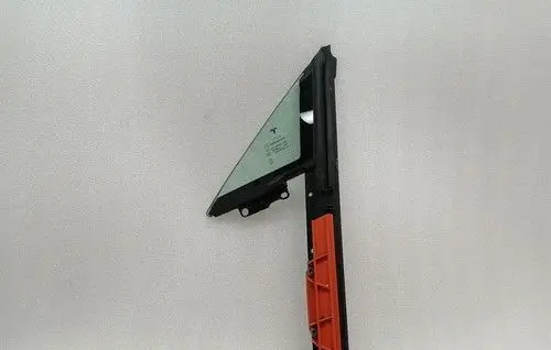Tesla Model X Front door window glass four-door 182129900A