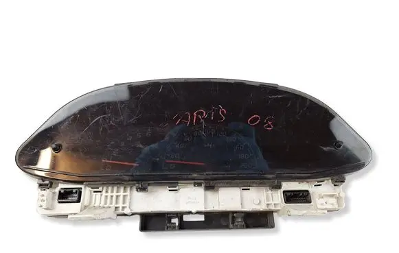 Toyota Yaris Speedometer (instrument cluster) 838000DF80 MB2574500171