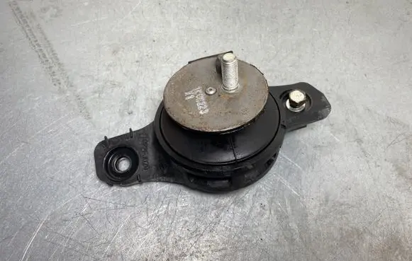 Subaru XV II Engine mount bracket 41022FJ020