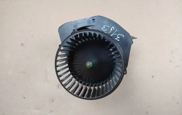 Volkswagen Transporter - Caravelle T6 Heater fan/blower 7E1820021A