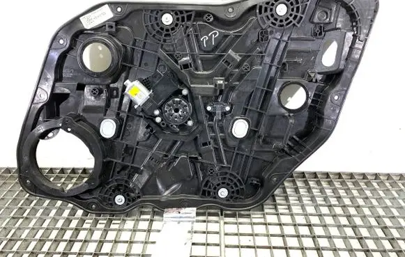 KIA Niro Front door window regulator with motor 82480AT060
