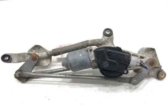Front wiper linkage and motor
