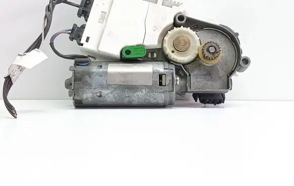 Sunroof motor/actuator