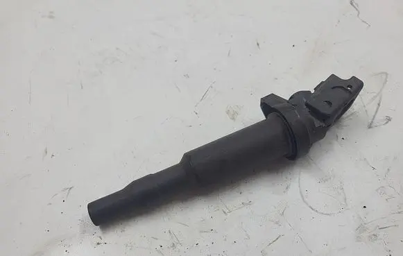BMW 3 E46 High voltage ignition coil 7594937