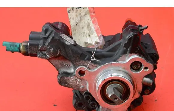 Peugeot 407 Fuel injection high pressure pump 9424A000A
