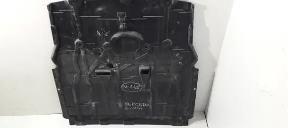 Mercedes-Benz CLA C117 X117 W117 Engine splash shield/under tray A2475202600