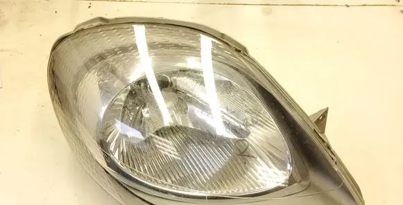 Opel Vivaro Headlight/headlamp 91165720