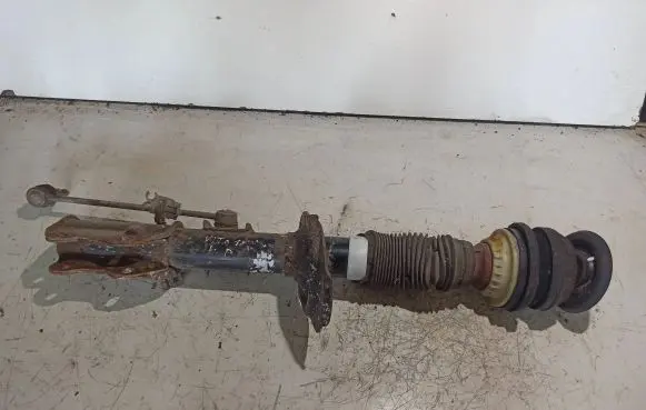 Mercedes-Benz Vito Viano W639 Front shock absorber/damper