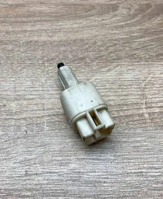 Toyota Avensis T250 Brake pedal sensor switch 2701M47