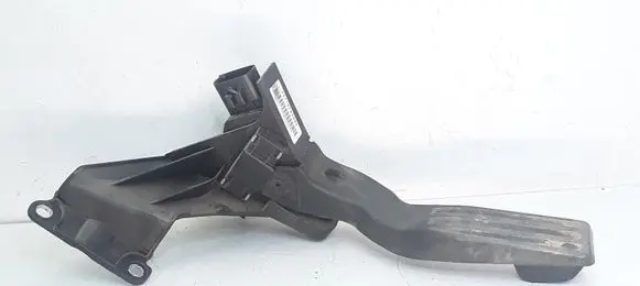 Ford Mondeo Mk III Accelerator throttle pedal 2S719F836DA
