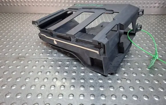 BMW X2 F39 Other engine bay part S26372251 8581370