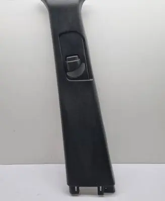 Dodge Durango (B) pillar trim (top) 101976050BLR 03022019