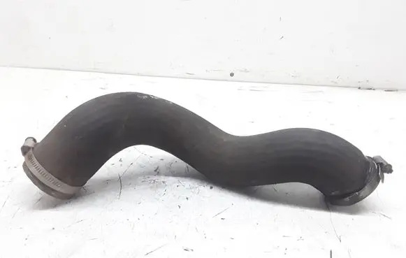 Intercooler hose/pipe