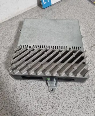 BMW 7 E38 Sound amplifier 8361785 060128 086661059