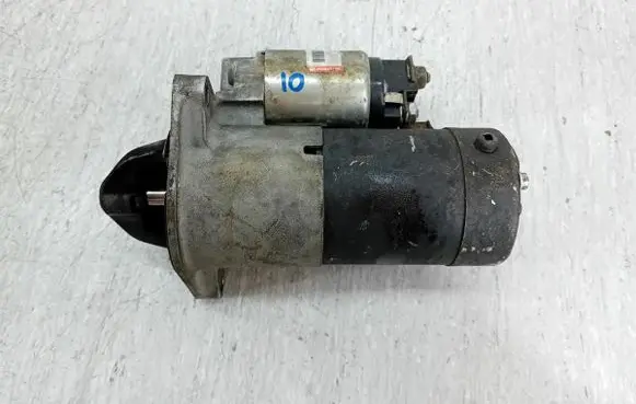 Opel Astra H Starter motor 55353857