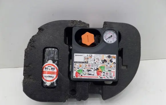 Mini One - Cooper F56 F55 Tire air pump compressor 6871123