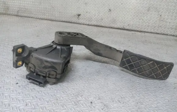 Audi A2 Accelerator throttle pedal 8Z1721523
