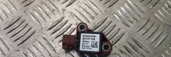 Volvo V50 Airbag deployment crash/impact sensor 30737138