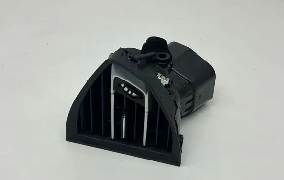 Peugeot 308 Dash center air vent grill 96782701 1304145X