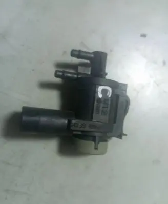 Volkswagen PASSAT B6 Turbo solenoid valve 1J0906283C